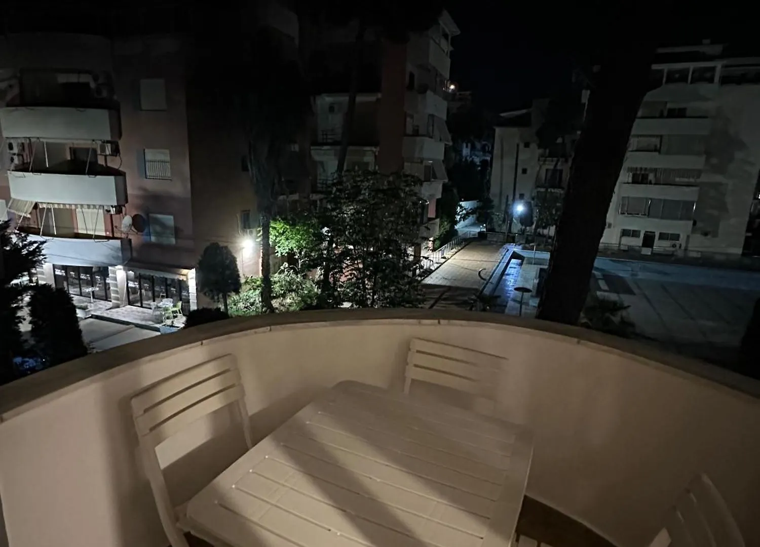 Teo'S Apartment Golem  Golem (Tirana)